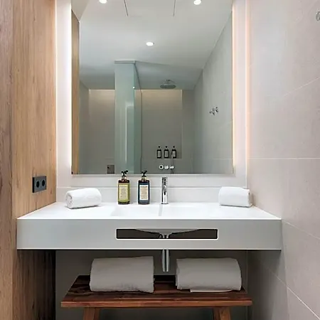 Tembo Barcelona 4* Alella