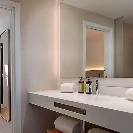 Tembo Barcelona 4* Alella